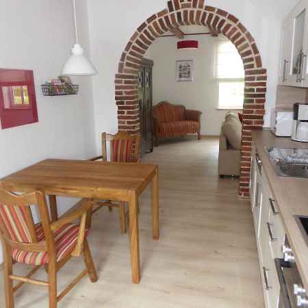 Ferienwohnung Elise Im Gulfhof Am Kanal Grossefehn ภายนอก รูปภาพ